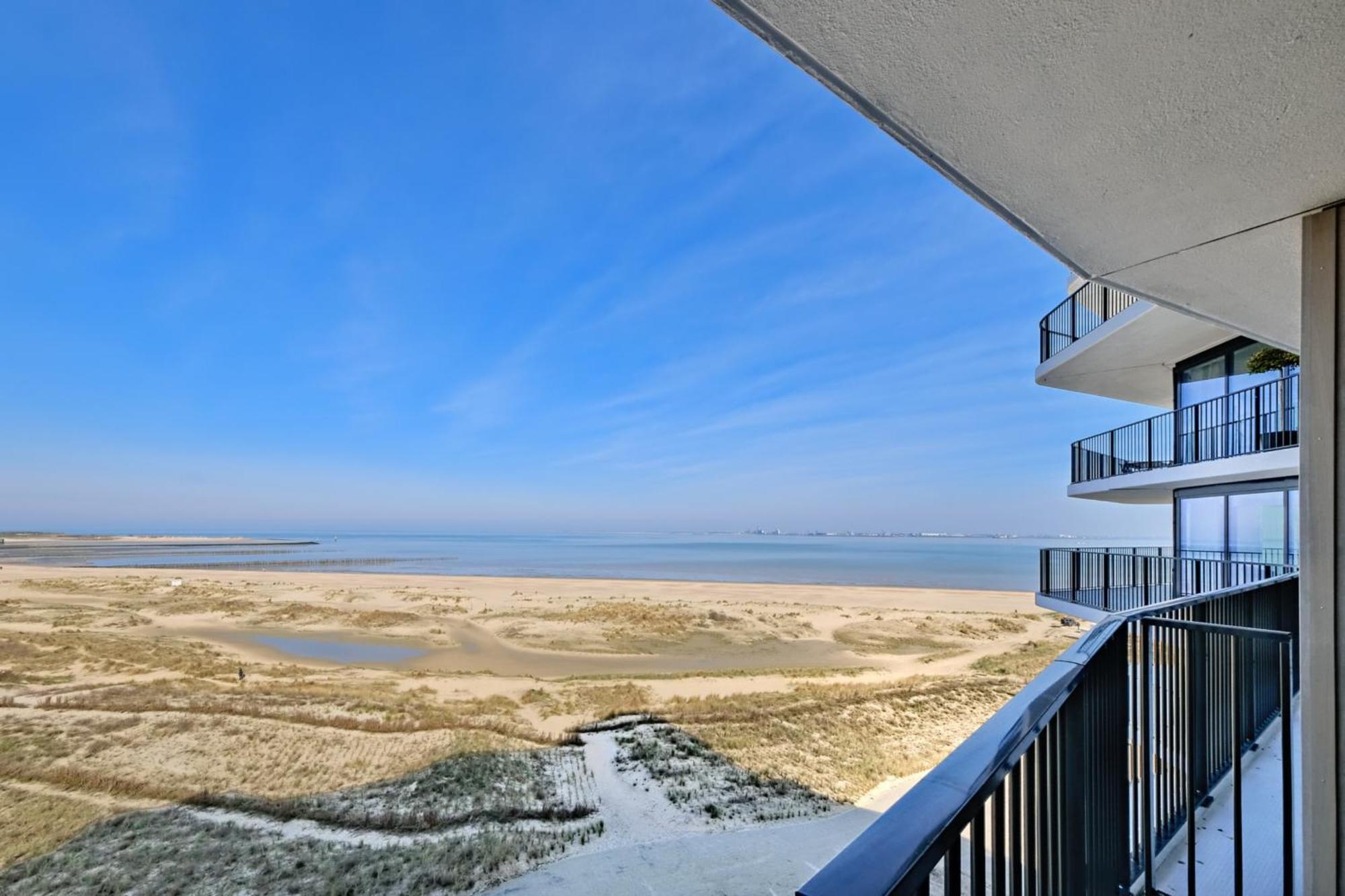 Pharos Residences Type Dunes Mh Apartment