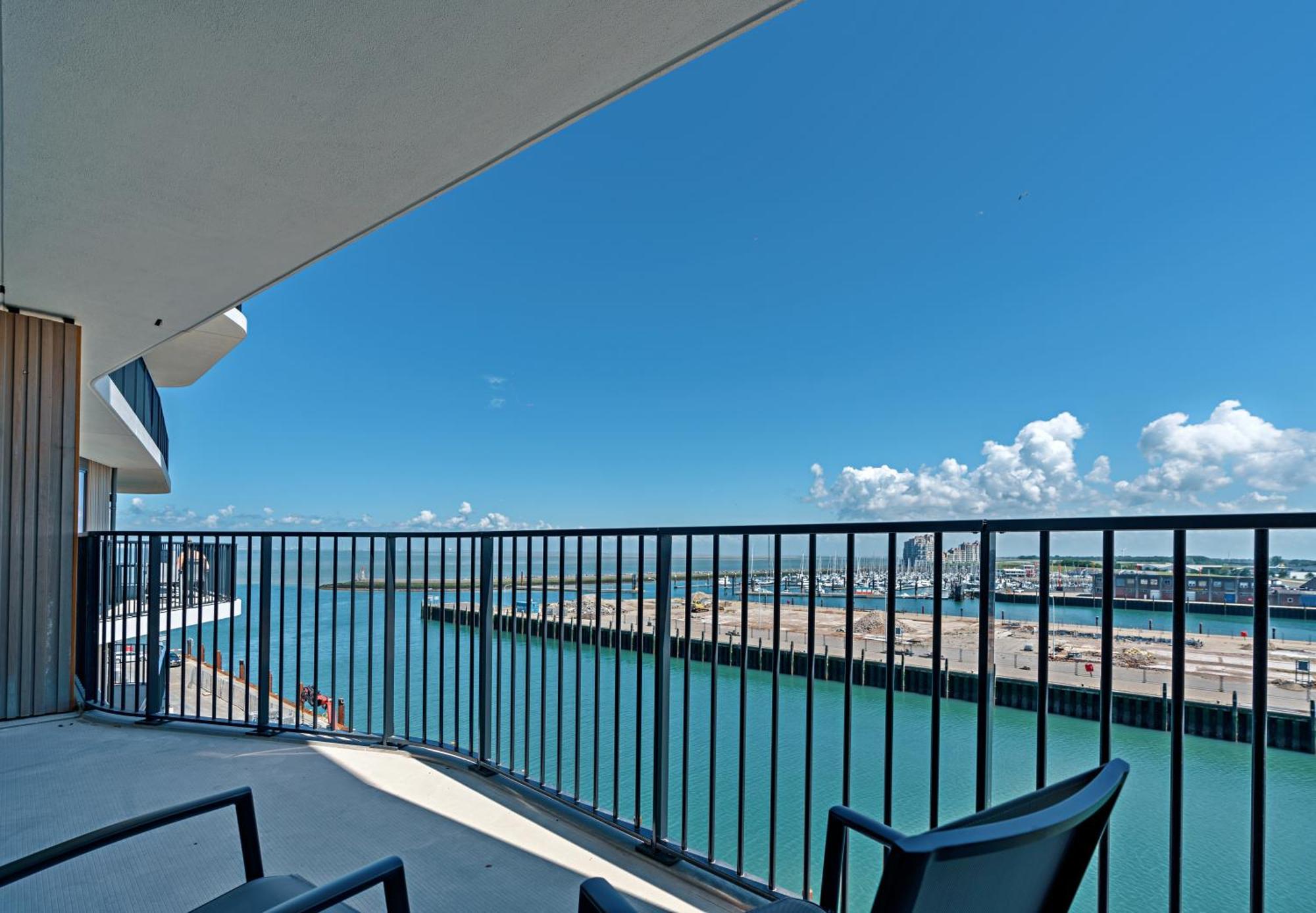 Pharos Residences Type Dunes Mh Apartment