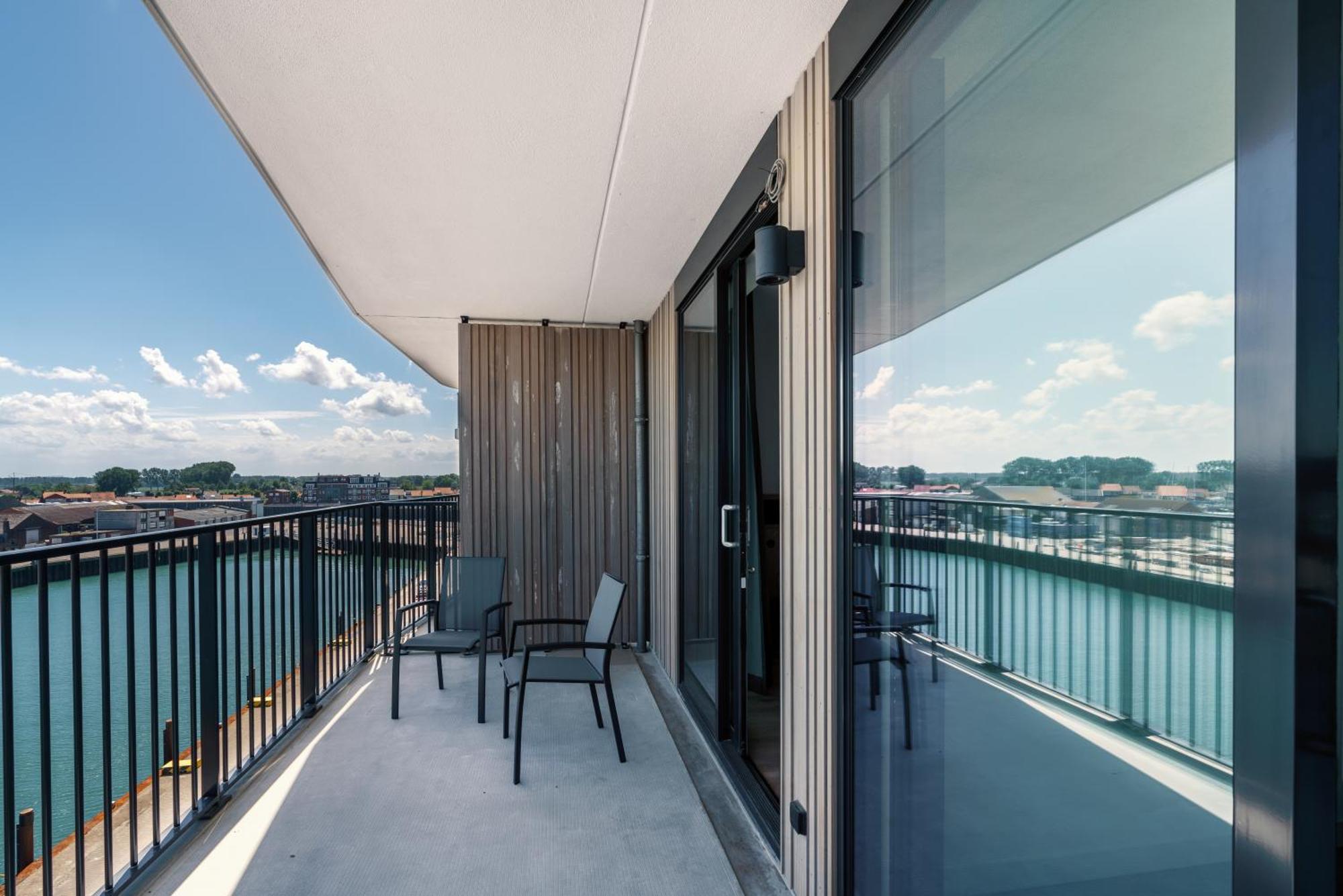 Pharos Residences Type Dunes Mh Apartment